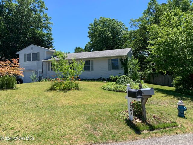 1764 Lockhart Street, Toms River, NJ 08757