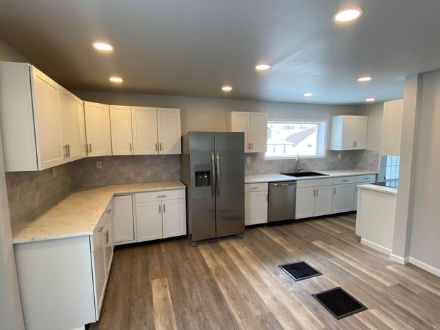 504 E Chillicothe Avenue 504 E Chillicothe Avenue, Bellefontaine, OH 43311