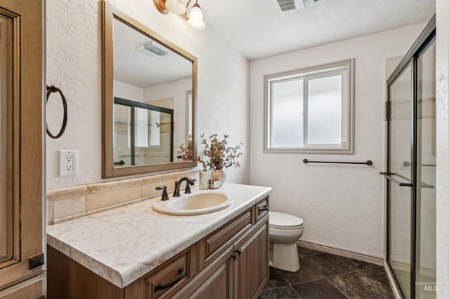 3795 N 33rd St, Boise, ID 83703