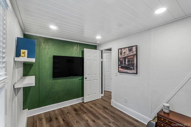 145 Carroll Avenue, Ronkonkoma, NY 11779