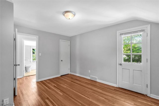 1130 Haselton Road, Cleveland Heights, OH 44121