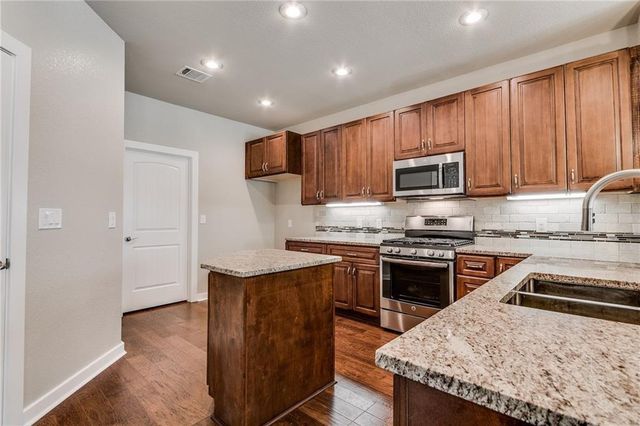 3300 Elija ST A, Austin, TX 78745