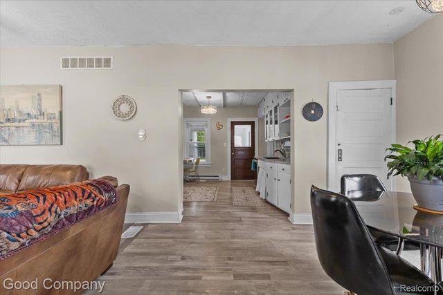 193 Euclid Street, Mt. Clemens, MI 48043