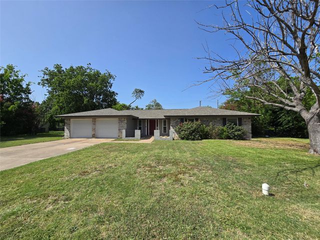 205 E Cherokee DR, Harker Heights, TX 76548