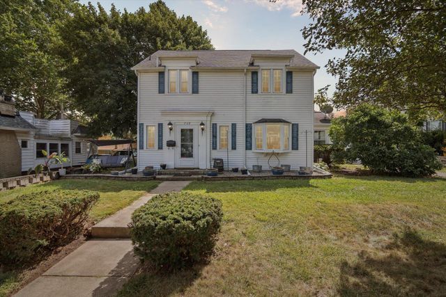 739 Beverly Park Place, Jackson, MI 49203