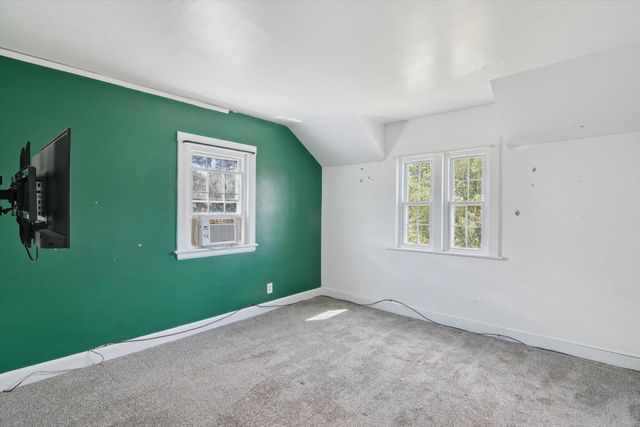 739 Beverly Park Place, Jackson, MI 49203