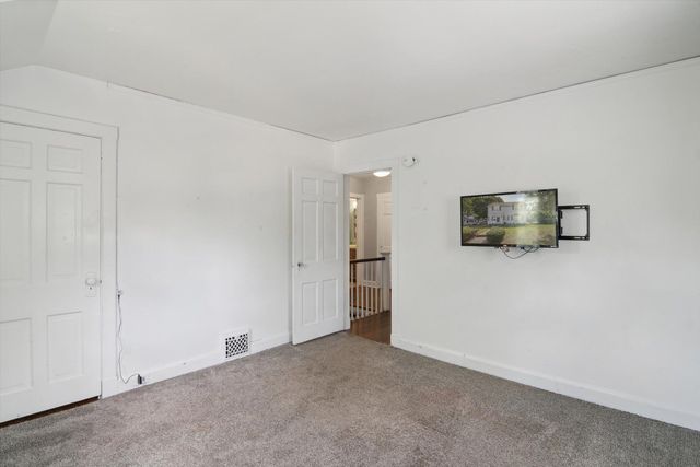 739 Beverly Park Place, Jackson, MI 49203