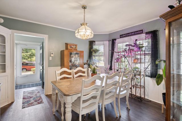 739 Beverly Park Place, Jackson, MI 49203