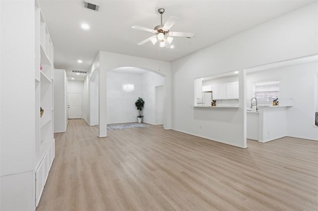 7027 Raven Cliffs Lane, Spring, TX 77379