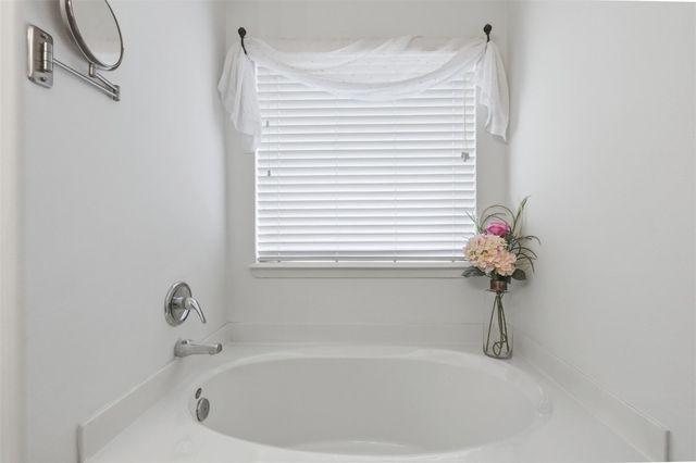 7027 Raven Cliffs Lane, Spring, TX 77379