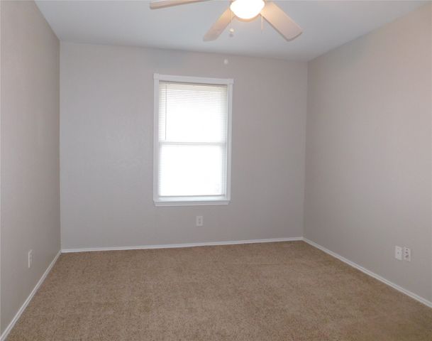 2200 Laurel Street, Denton, TX 76205