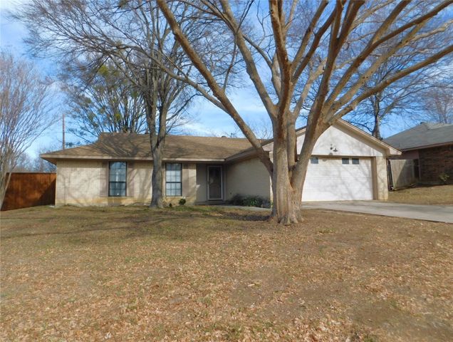 2200 Laurel Street, Denton, TX 76205