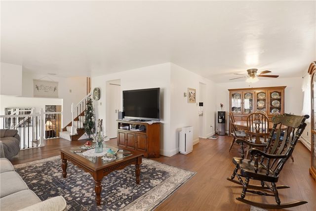 162 County Park Rd, Mt Pleasant Twp, PA 15666