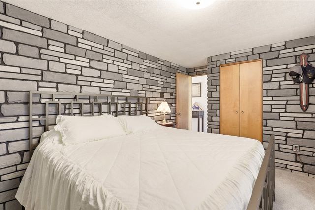 162 County Park Rd, Mt Pleasant Twp, PA 15666