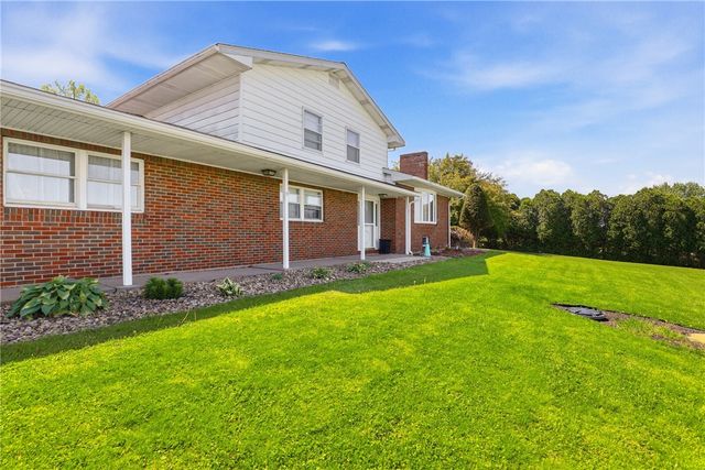 162 County Park Rd, Mt Pleasant Twp, PA 15666