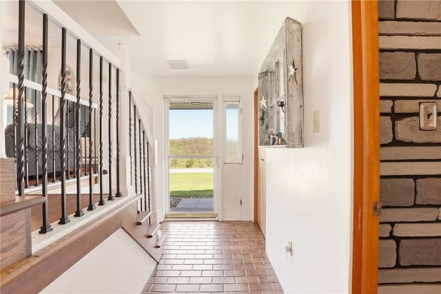 162 County Park Rd, Mt Pleasant Twp, PA 15666