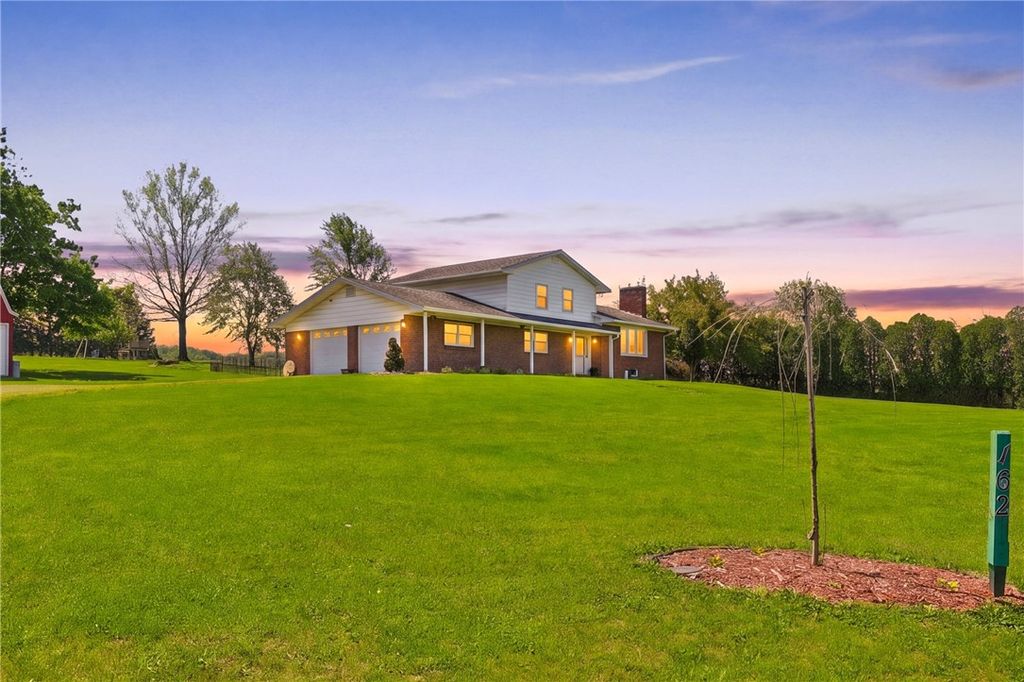 162 County Park Rd, Mt Pleasant Twp, PA 15666