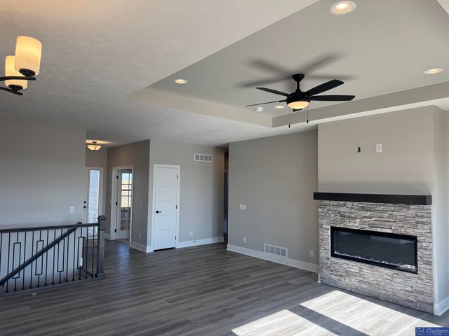 5419 Edgewater Drive, Bellevue, NE 68133