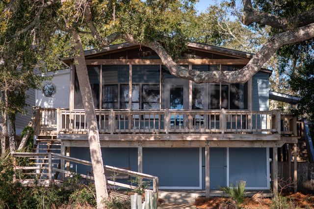 1599 Terns Nest Road, Charleston, SC 29412