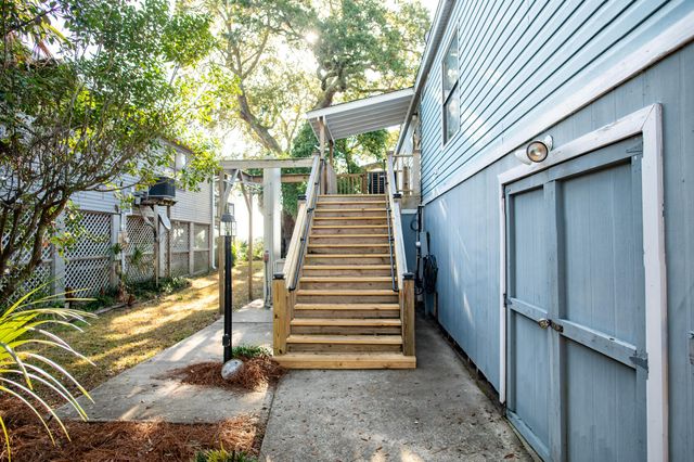 1599 Terns Nest Road, Charleston, SC 29412