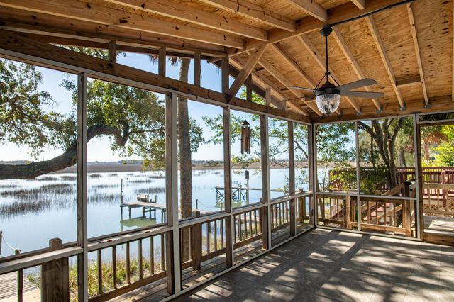 1599 Terns Nest Road, Charleston, SC 29412