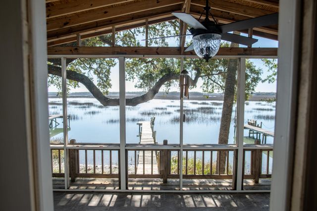 1599 Terns Nest Road, Charleston, SC 29412