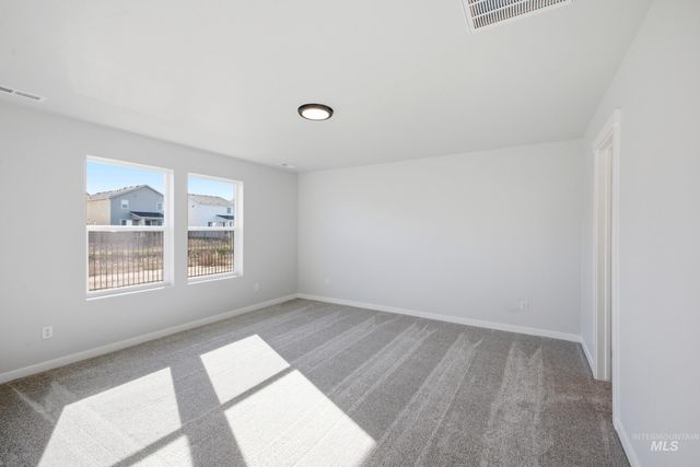 6661 W Redwood Creek Dr, Meridian, ID 83646