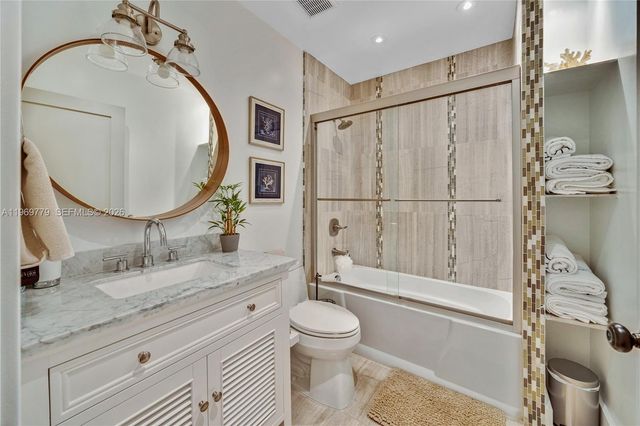 1690 Yellowheart Way, Hollywood, FL 33019