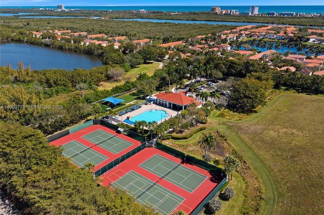 1690 Yellowheart Way, Hollywood, FL 33019