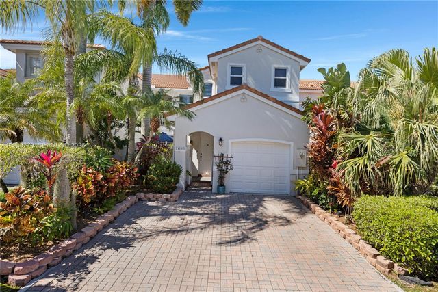 1690 Yellowheart Way, Hollywood, FL 33019