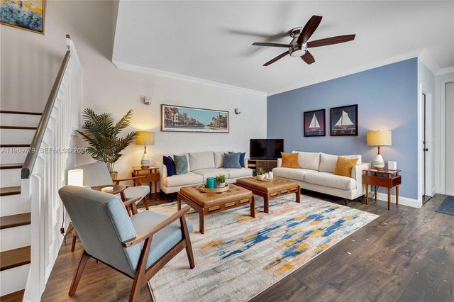 1690 Yellowheart Way, Hollywood, FL 33019