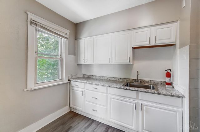 2014 Highland Avenue, Cincinnati, OH 45219