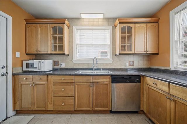 2309 Leckie ST, Portsmouth, VA 23704