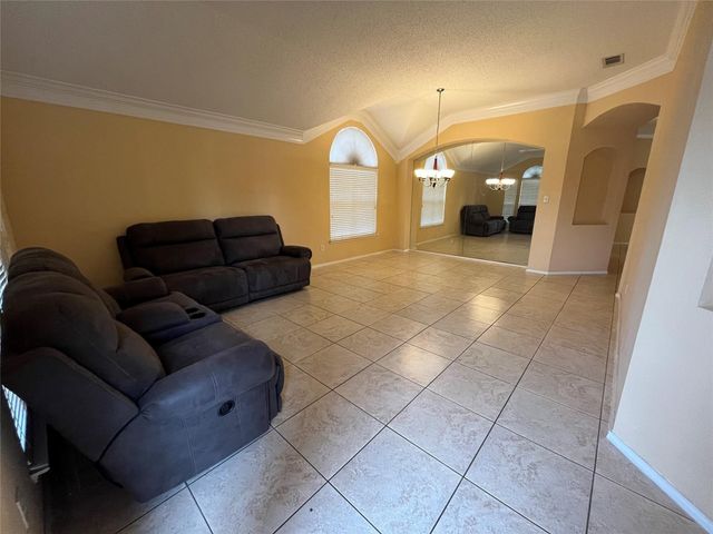 1120 Deer Valley Lane, Arlington, TX 76001