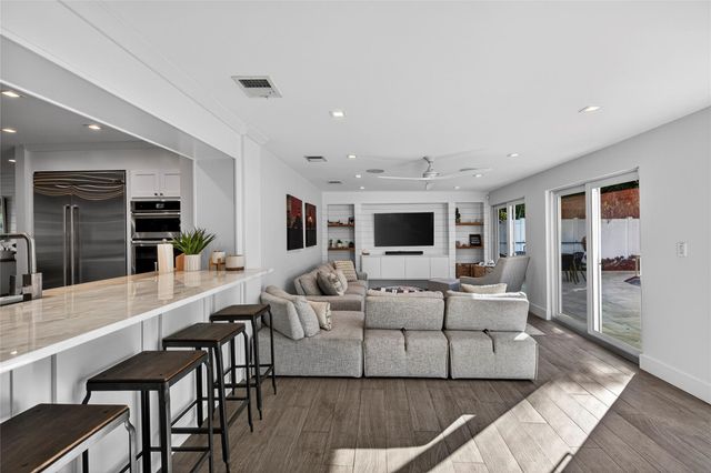 1959 SE 25th Avenue, Fort Lauderdale, FL 33316