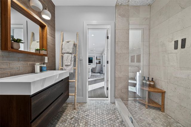 1959 SE 25th Avenue, Fort Lauderdale, FL 33316