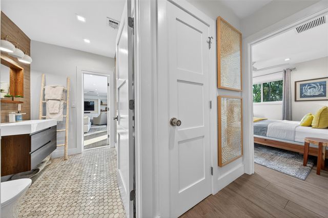 1959 SE 25th Avenue, Fort Lauderdale, FL 33316