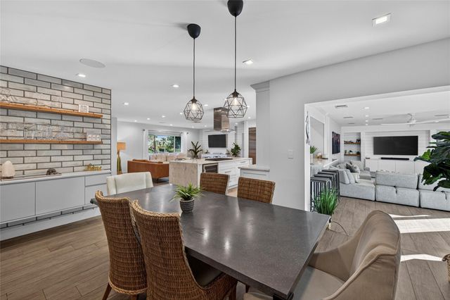 1959 SE 25th Avenue, Fort Lauderdale, FL 33316