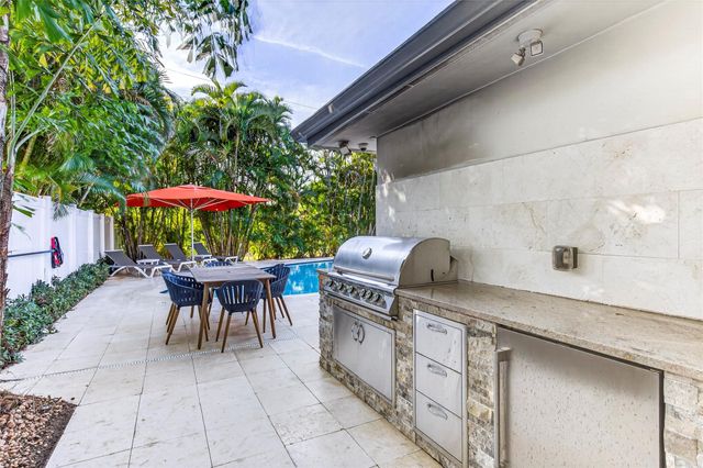 1959 SE 25th Avenue, Fort Lauderdale, FL 33316