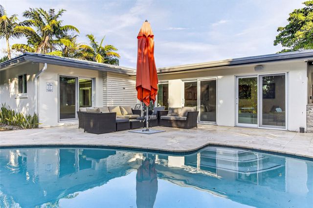 1959 SE 25th Avenue, Fort Lauderdale, FL 33316