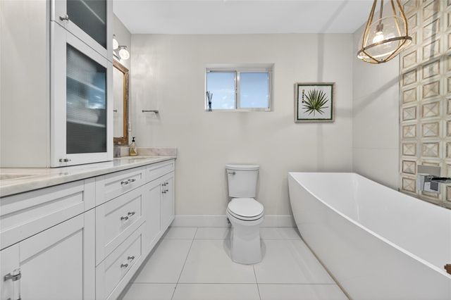 1959 SE 25th Avenue, Fort Lauderdale, FL 33316