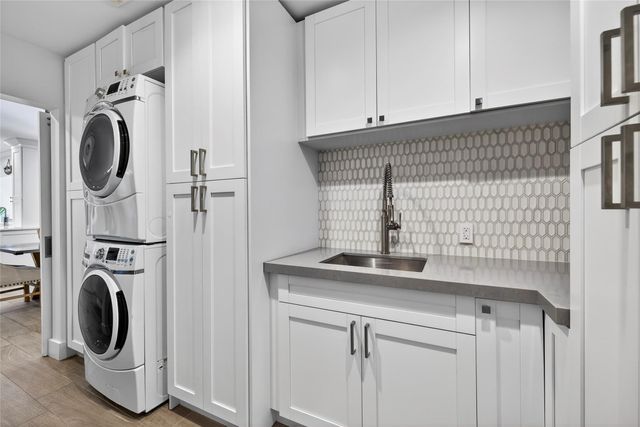 1959 SE 25th Avenue, Fort Lauderdale, FL 33316