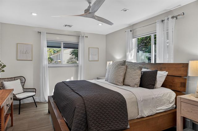 1959 SE 25th Avenue, Fort Lauderdale, FL 33316