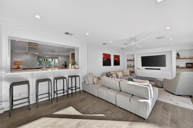 1959 SE 25th Avenue, Fort Lauderdale, FL 33316