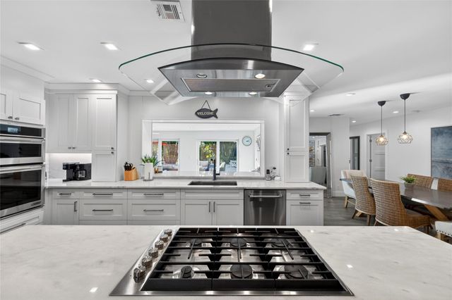 1959 SE 25th Avenue, Fort Lauderdale, FL 33316