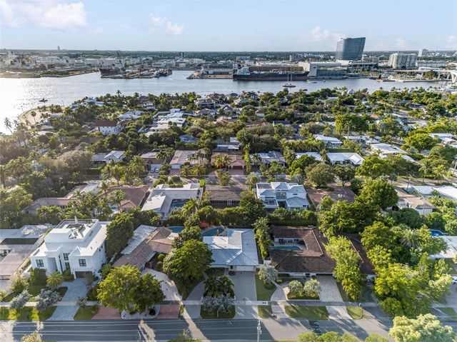 1959 SE 25th Avenue, Fort Lauderdale, FL 33316