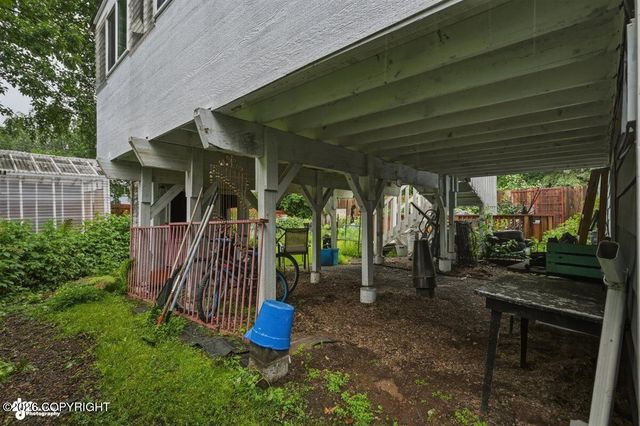 4930 E 5th Avenue, Anchorage, AK 99508
