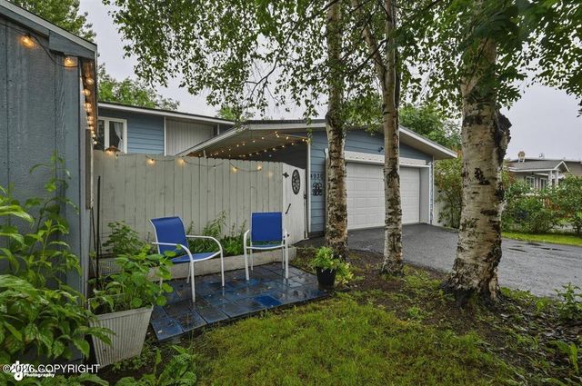 4930 E 5th Avenue, Anchorage, AK 99508