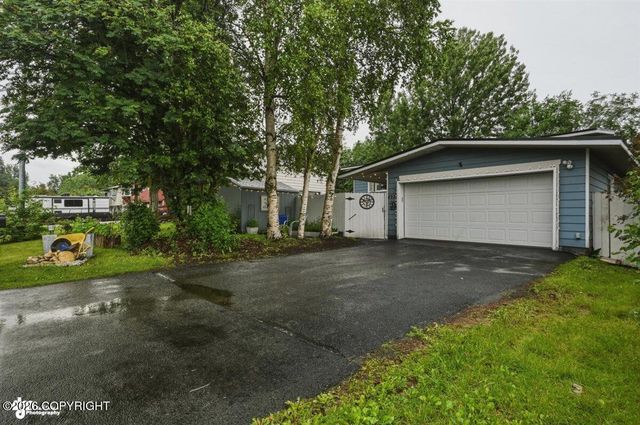 4930 E 5th Avenue, Anchorage, AK 99508