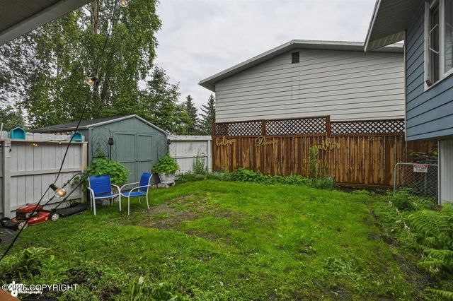 4930 E 5th Avenue, Anchorage, AK 99508